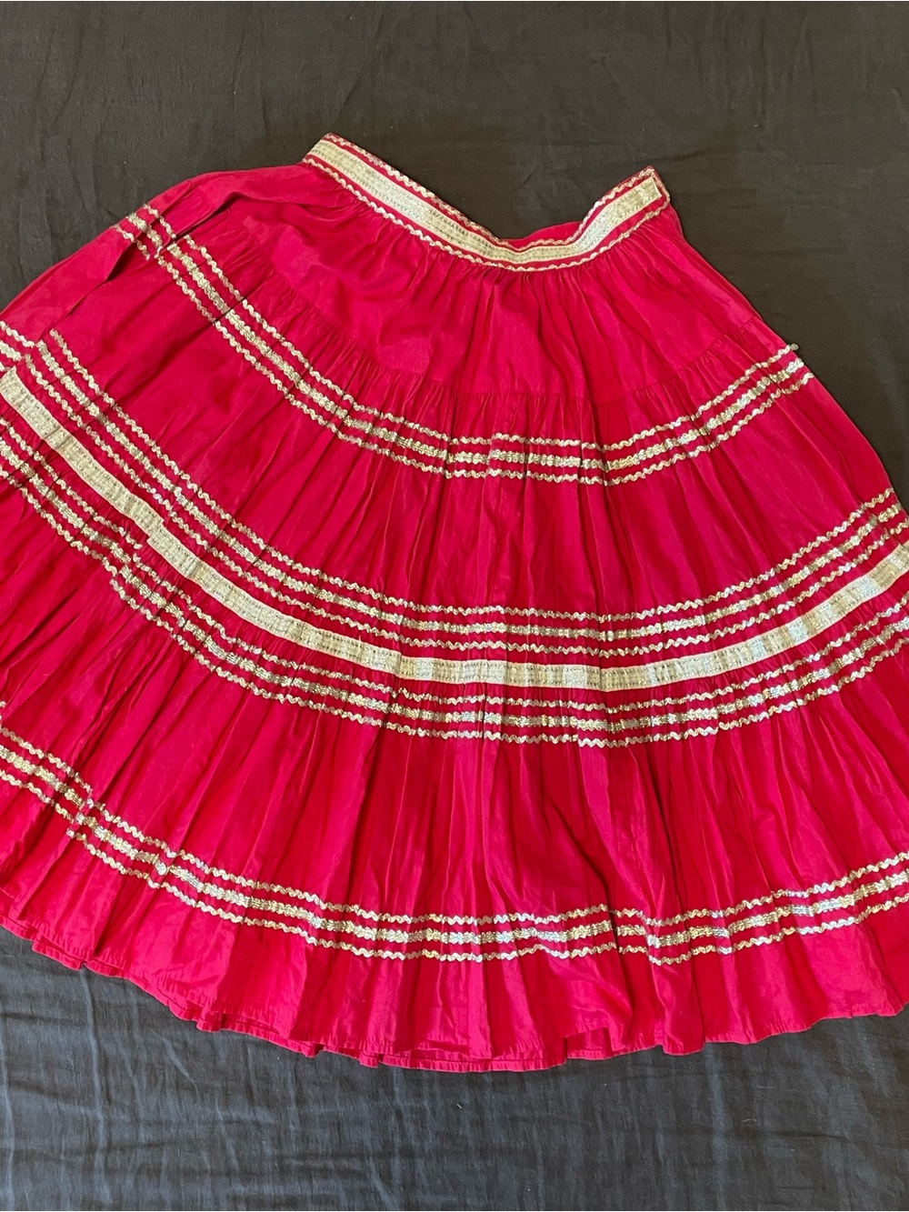 Vintage 1950s/early 60s Bright Pink Tiered Skirt with Silvery Trim